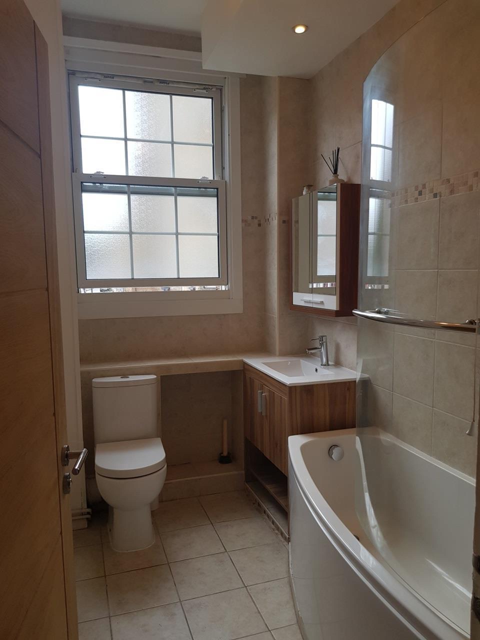 Additional image 10 of 3 Bed Flat, Tooley Street, SE1, SE1 2XG