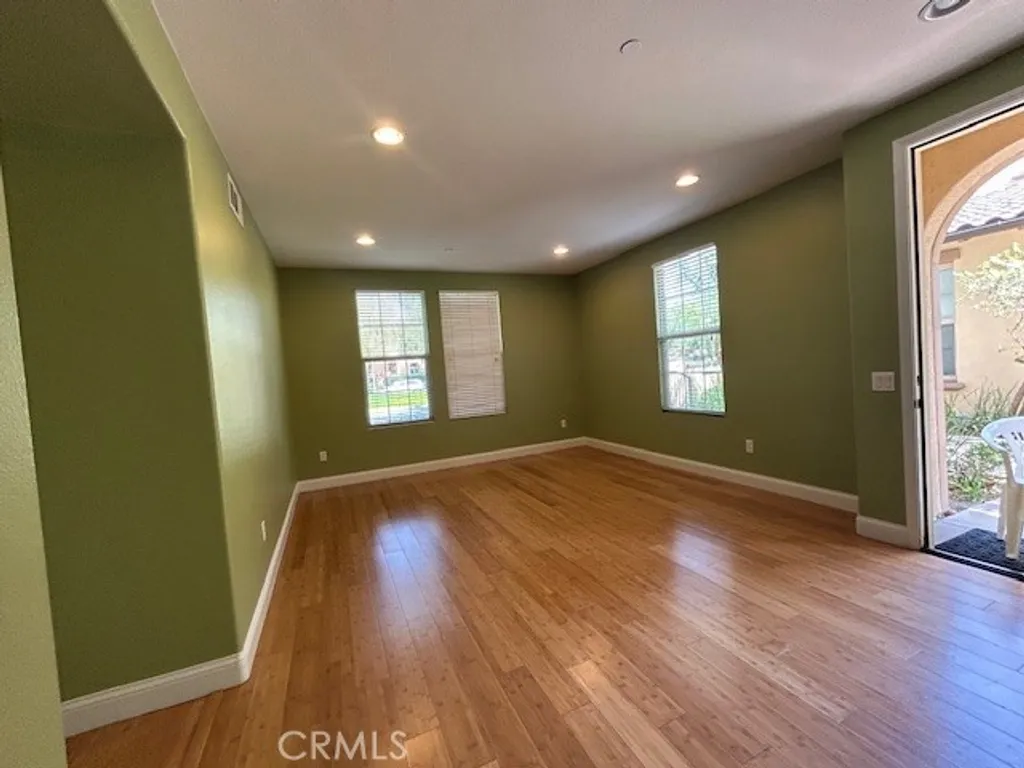 Additional image 9 of 58 Cienega, Irvine, CA 92618