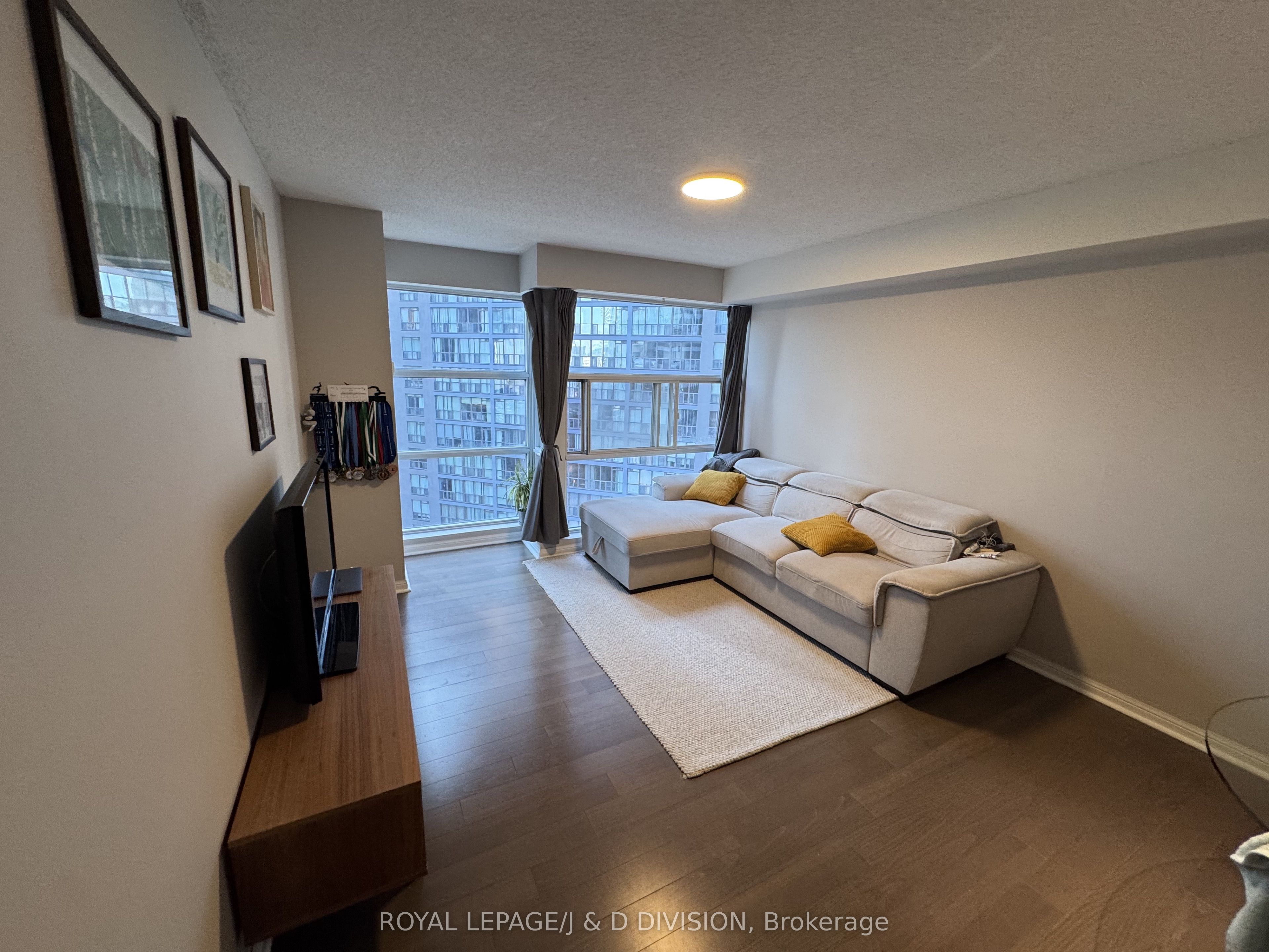 Additional image 2 of 1013-11 St Joseph Street, Toronto, ON, M4Y 3G4