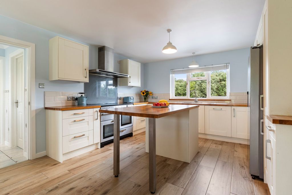 Additional image 4 of 6 bed farm for saleYerbeston, Kilgetty SA68