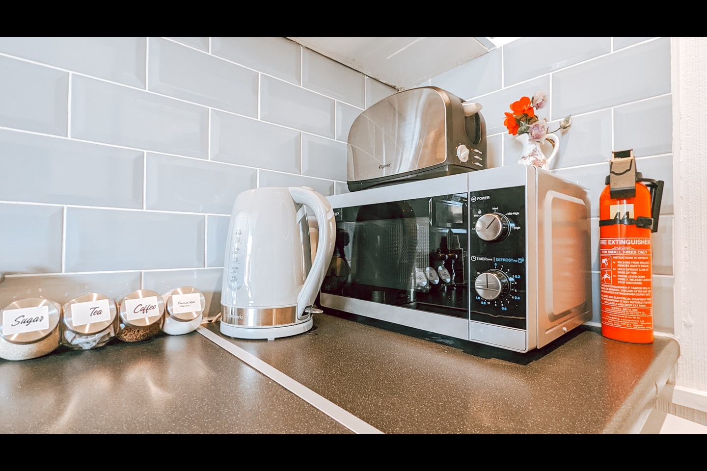 Additional image 10 of Studio Flat, Gloucester Terrace, W2, N1 7GU