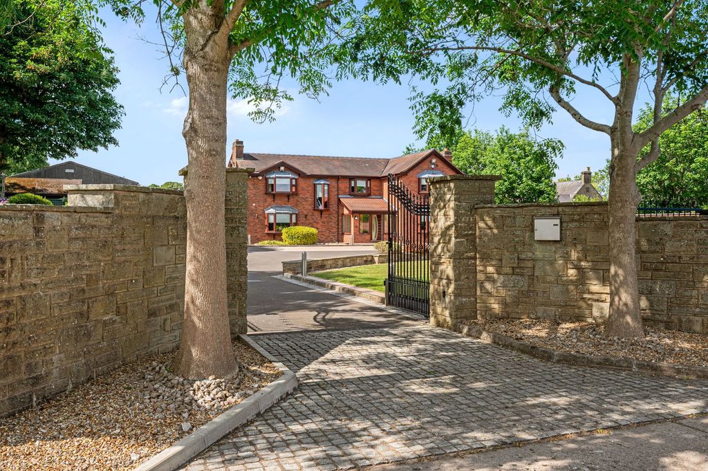 Additional image 37 of 5 bed detached house for saleDairy Farm Road, Rainford, St. Helens WA11