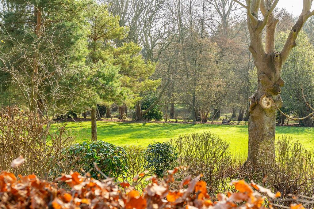 Additional image 13 of The Walled Garden, Tewin Water, Welwyn