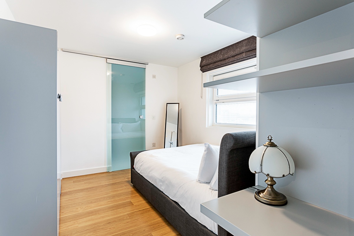 Additional image 7 of 2 Bed Flat, Empire Square, SE1, N1 7GU