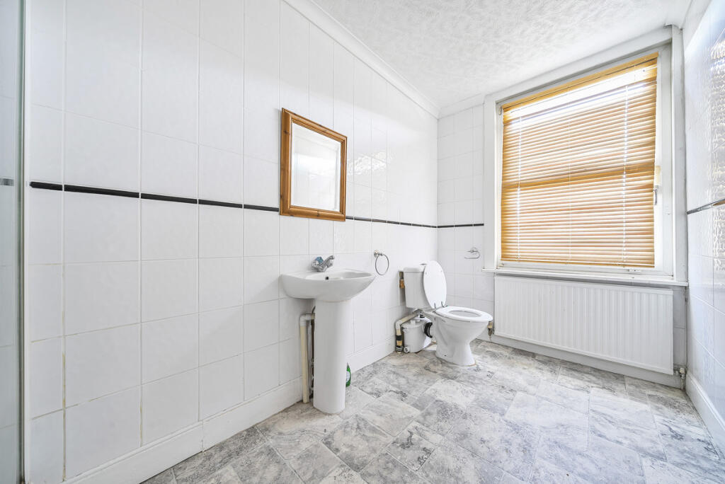 Additional image 10 of Folkestone Road, Dover, CT17 9