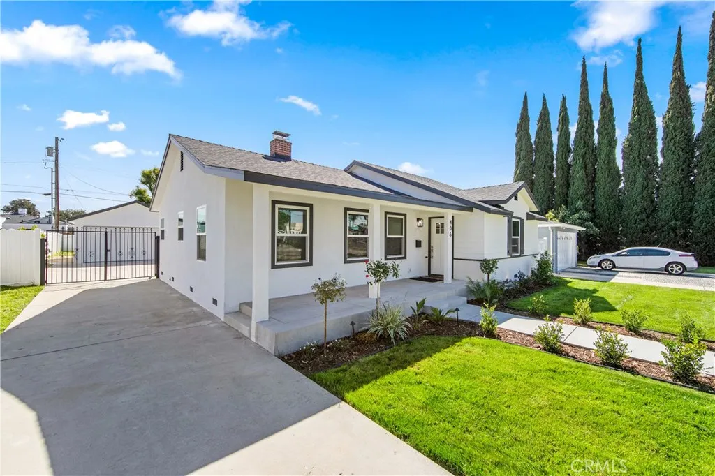 406 Eton Dr, Burbank, CA 91504