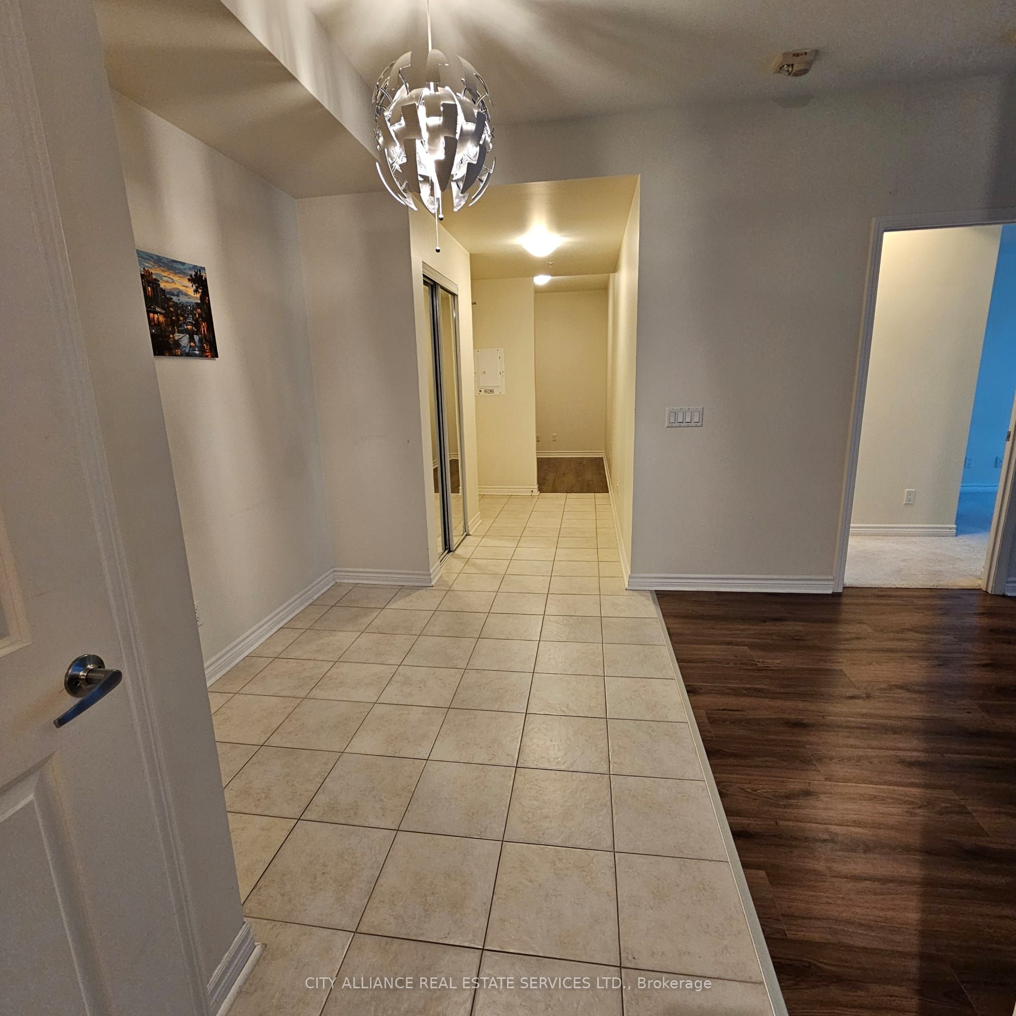 Additional image 6 of 512-2522 Keele Street, Toronto, ON, M6L 2N8