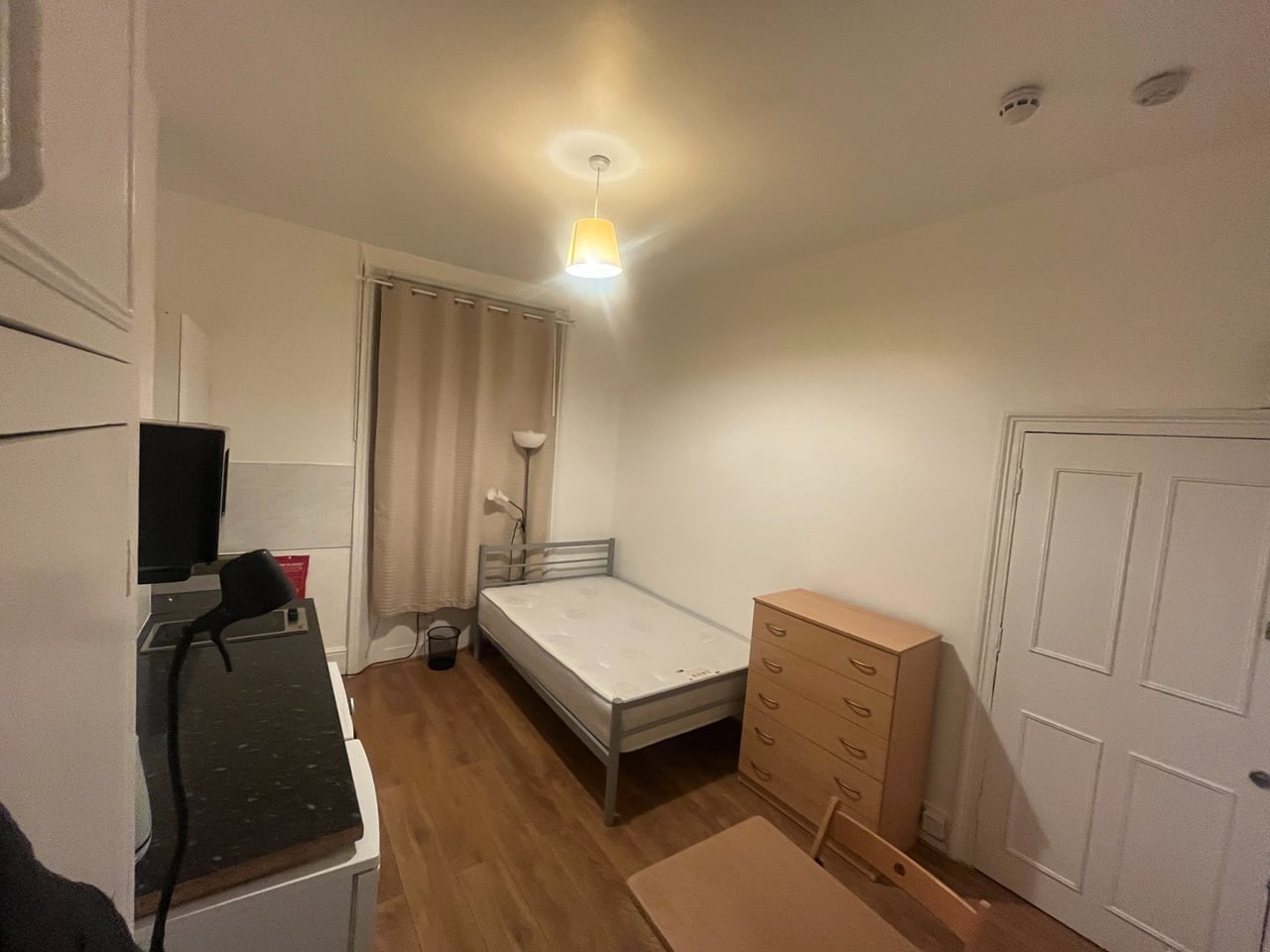 Additional image 2 of Studio Flat, Oakley Square, NW1, N1 7GU