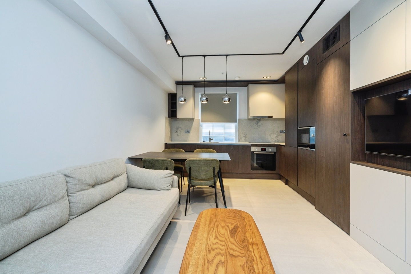 2 Bed Flat, Old Gloucester St, WC1N, N1 7GU