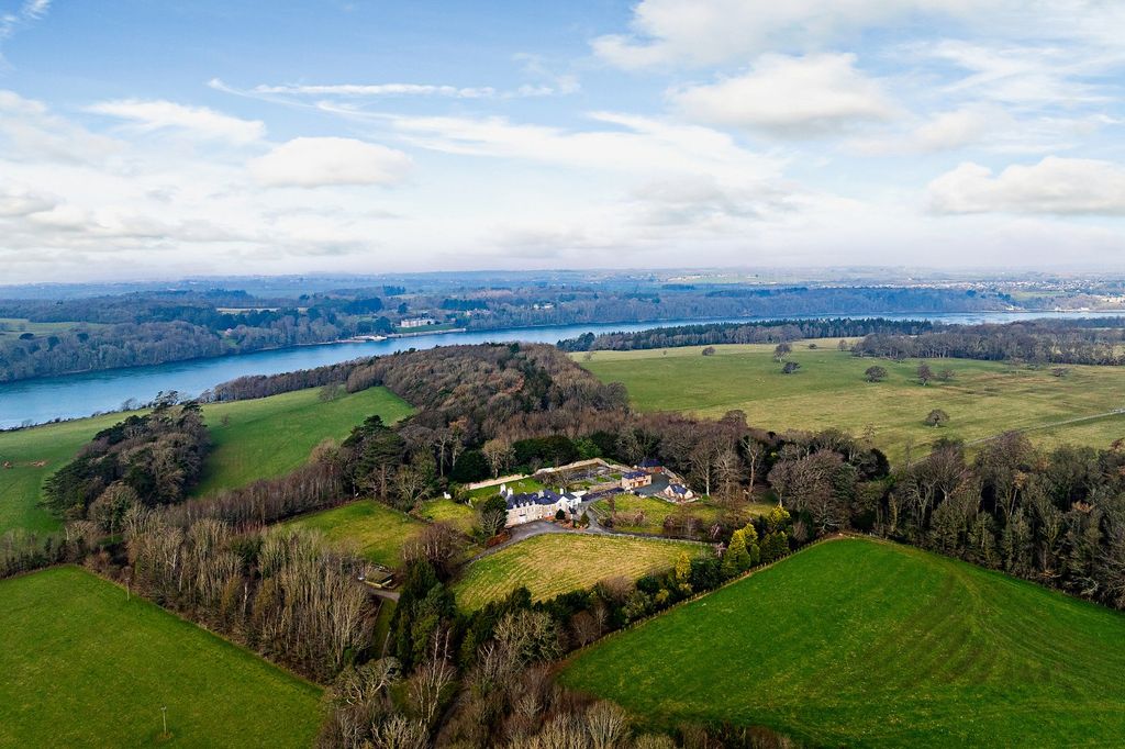 Additional image 3 of 9 bed detached house for saleY Felinheli, Gwynedd LL56