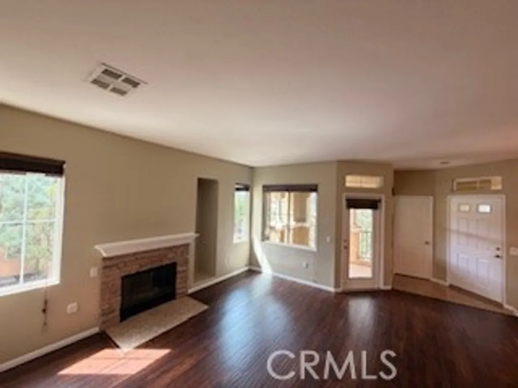 Additional image 3 of 17947 Lost Canyon Rd, Canyon Country, CA 91387