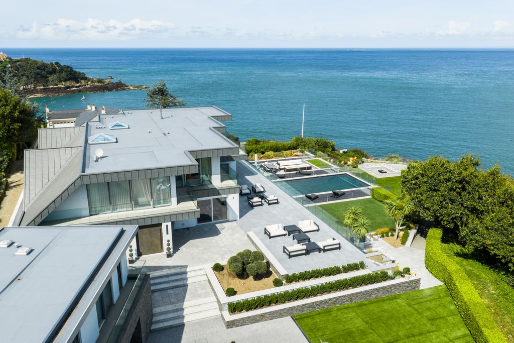 Additional image 2 of 7 bed detached house for saleLe Mont De Rozel, St. Martin, Jersey JE3