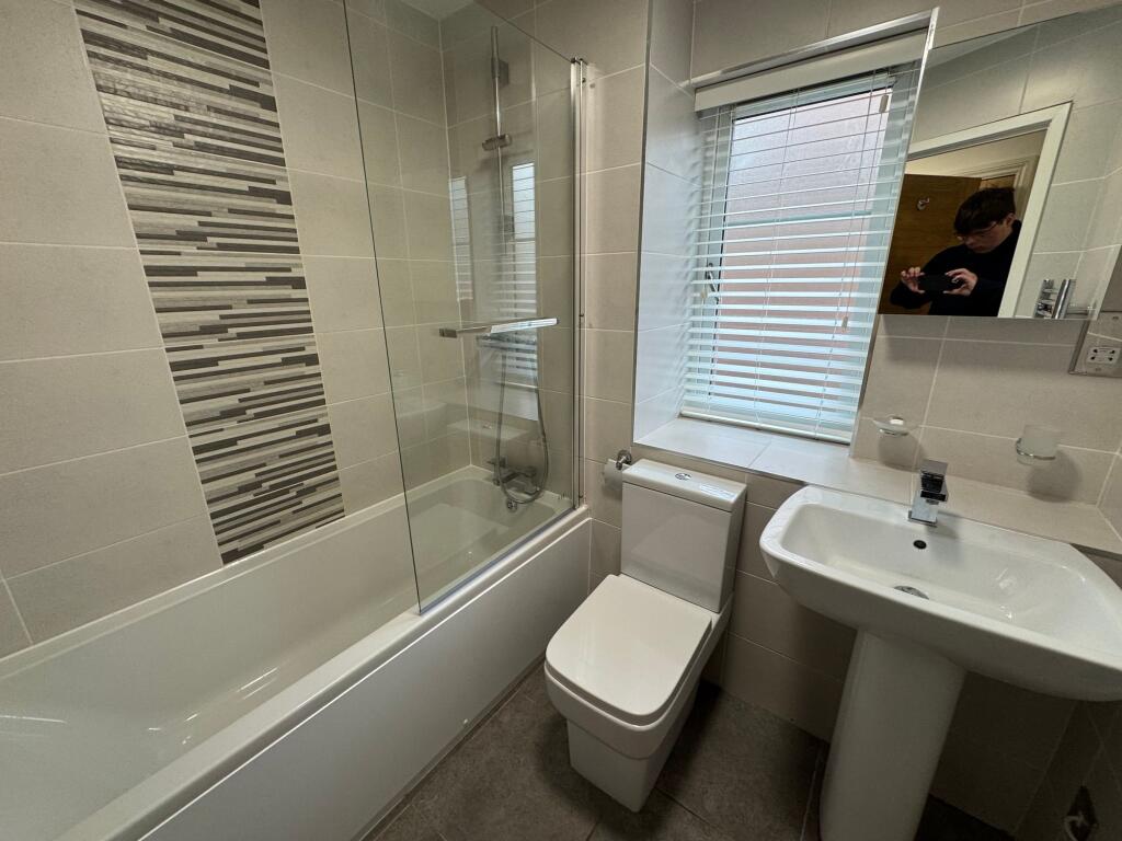 Additional image 3 of Mint Drive, Hockley, B18