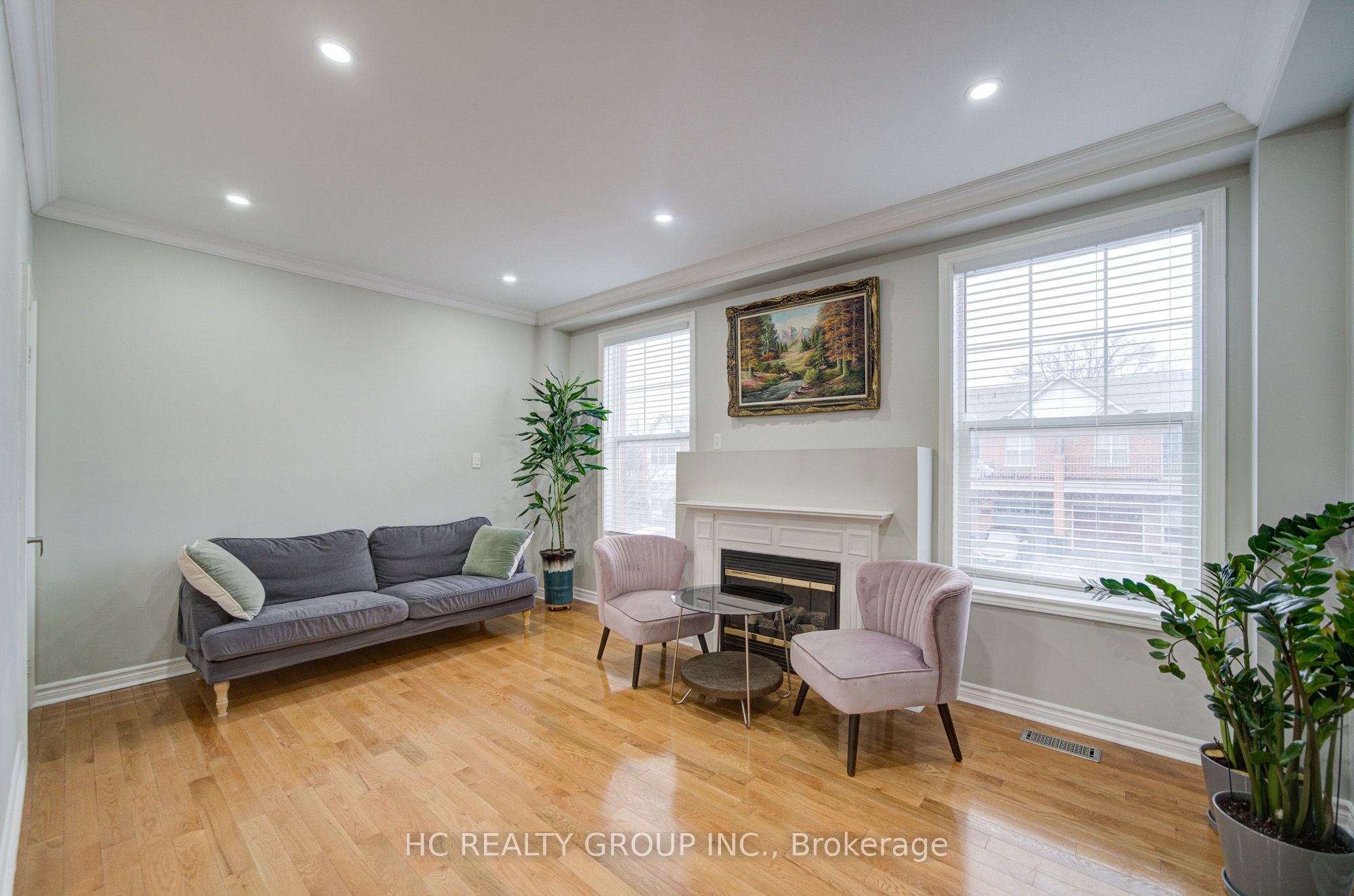 Additional image 3 of 37 Willowfield Mews, Toronto, ON, M1R 5S1