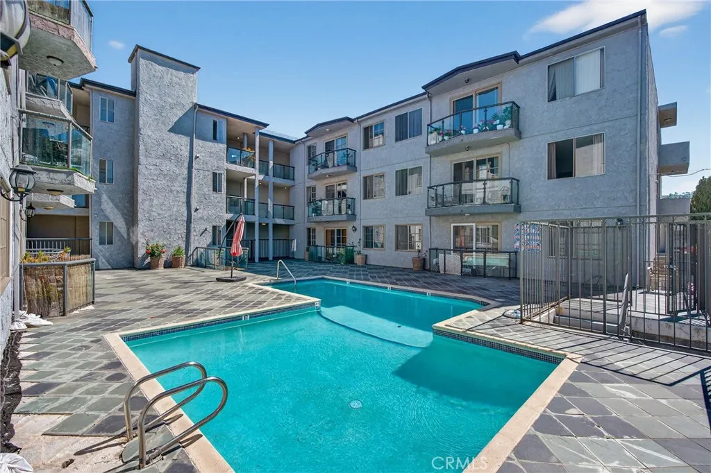 Additional image 63 of 4441 Woodman Avenue Unit 304, Sherman Oaks, CA 91423