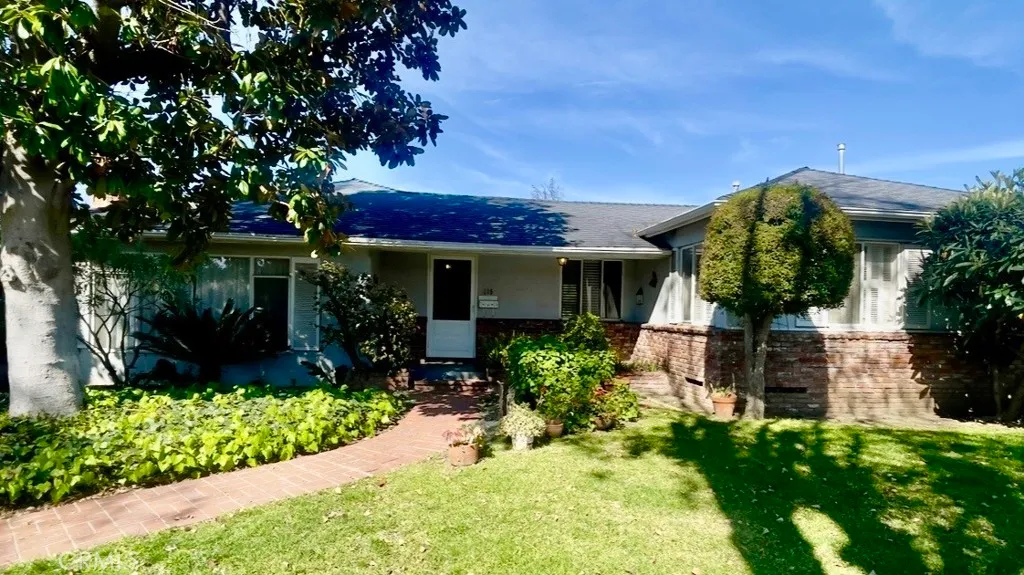 315 E Las Flores Avenue, Arcadia, CA 91006