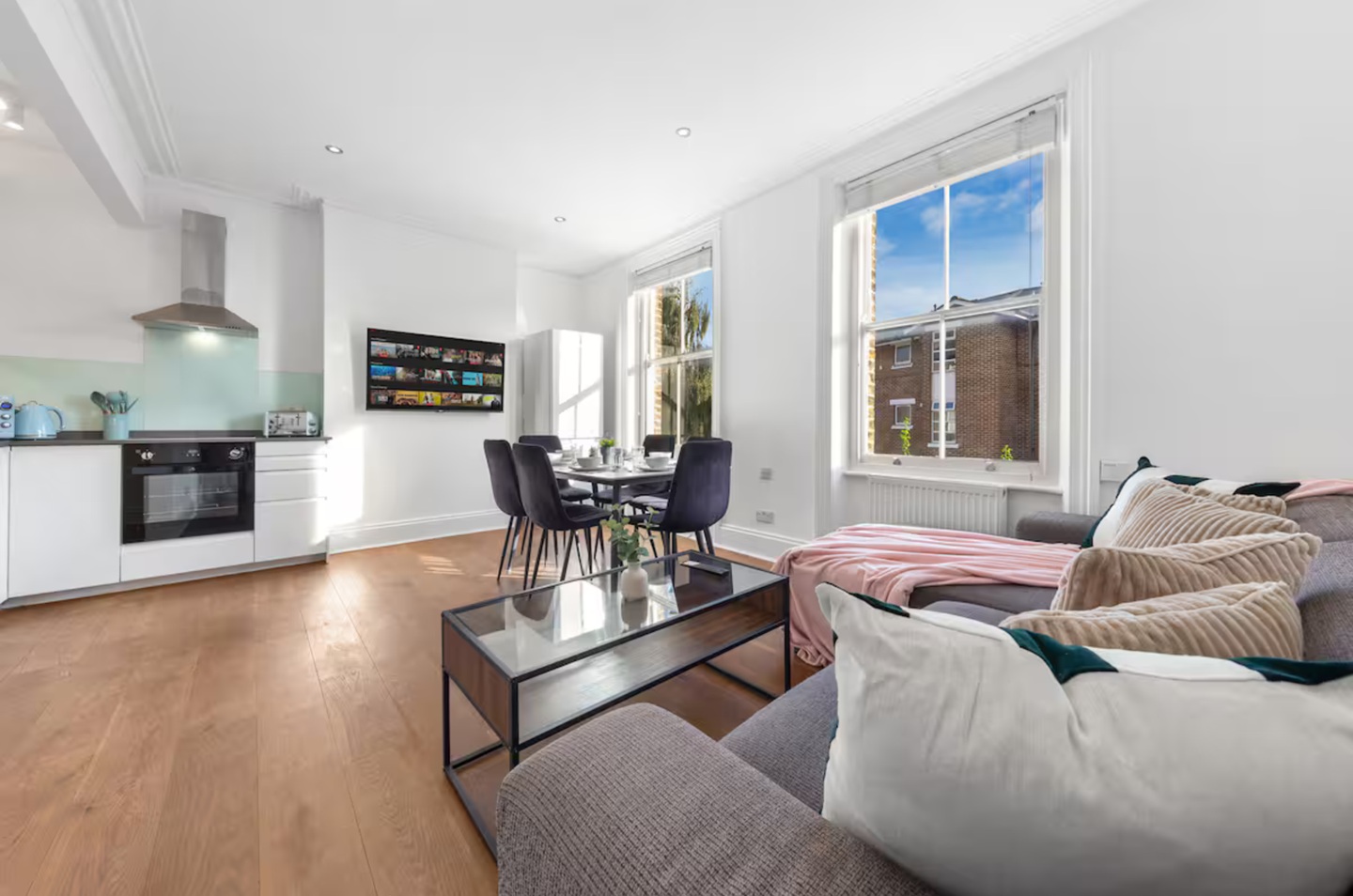 Additional image 4 of 4 Bed Flat, Brook Drive, SE11, N1 7GU