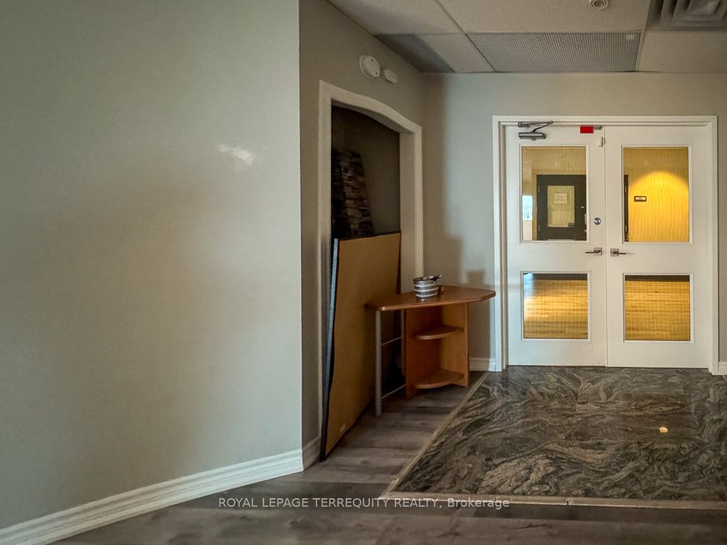 201-5402 Main Street, Whitchurch-stouffville, ON, L4A 1H3