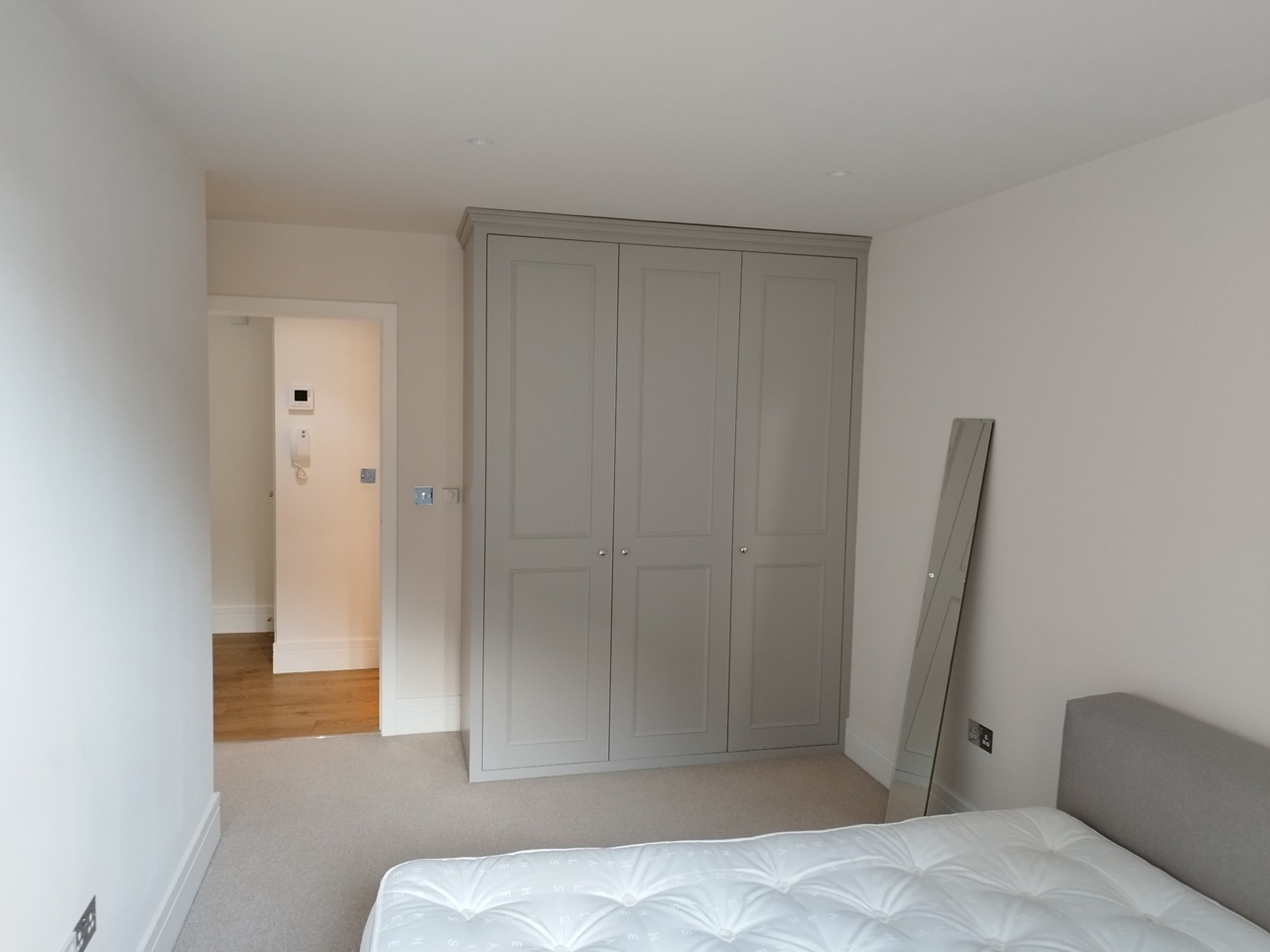 Additional image 10 of 1 Bed Flat, Koops Mill Mews, SE1, N1 7GU