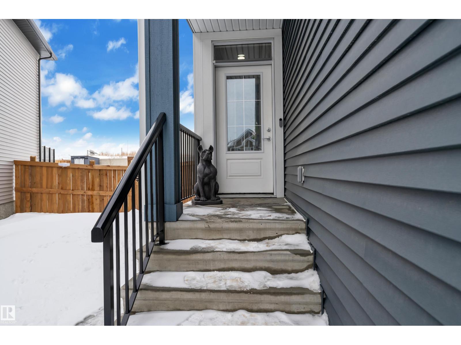 Additional image 3 of 3003 4 Street NW, Edmonton, AB, T6T2V6