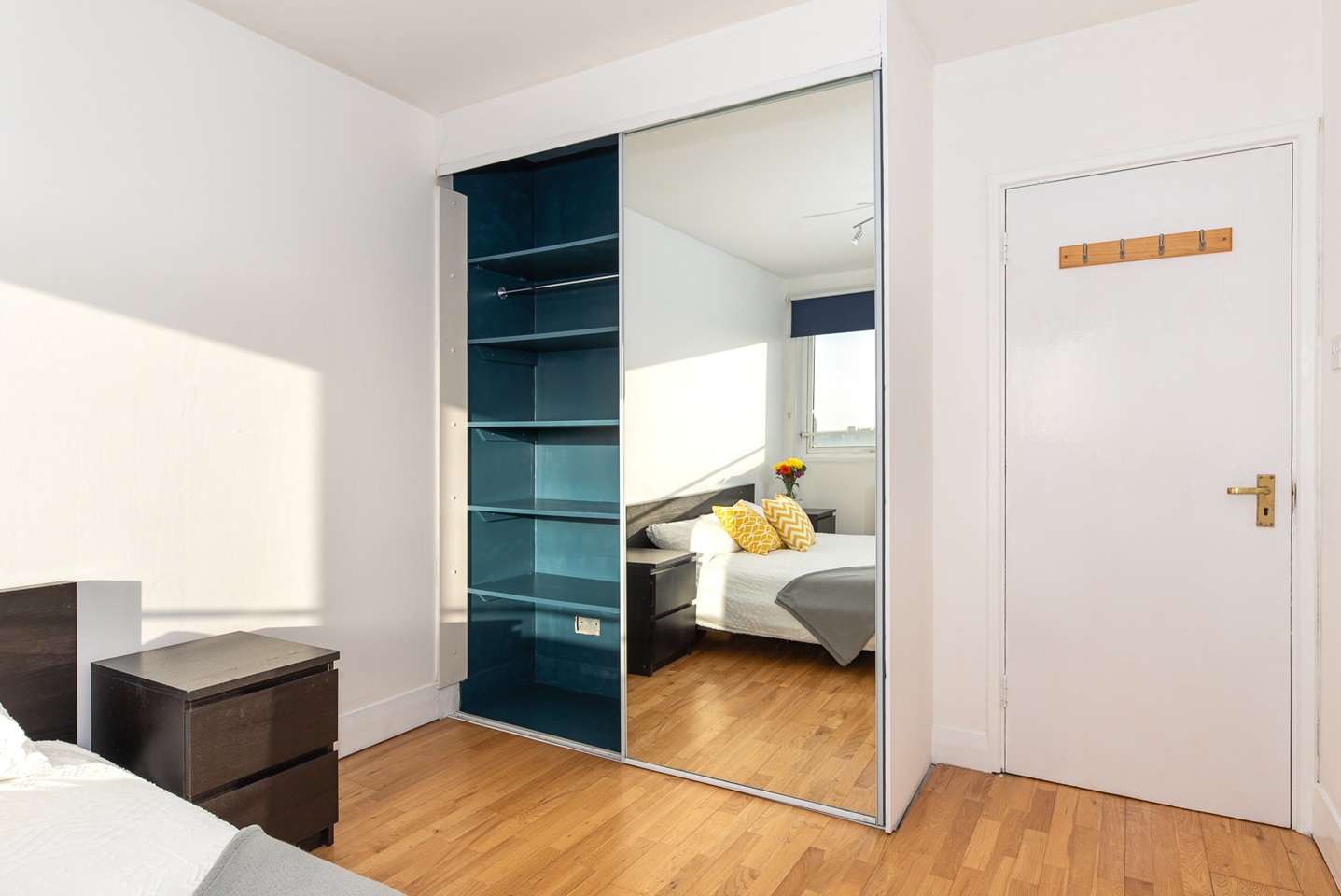 Additional image 9 of 2 Bed Flat, Park South, SW11, N1 7GU