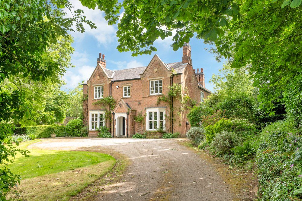 6 bed detached house for saleThe Old Rectory, Stoney Stanton, Leicestershire LE9