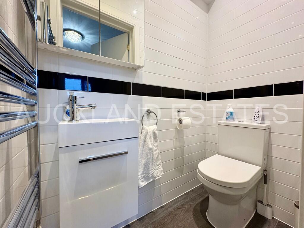 Additional image 25 of Swanland Road, Brookmans Park