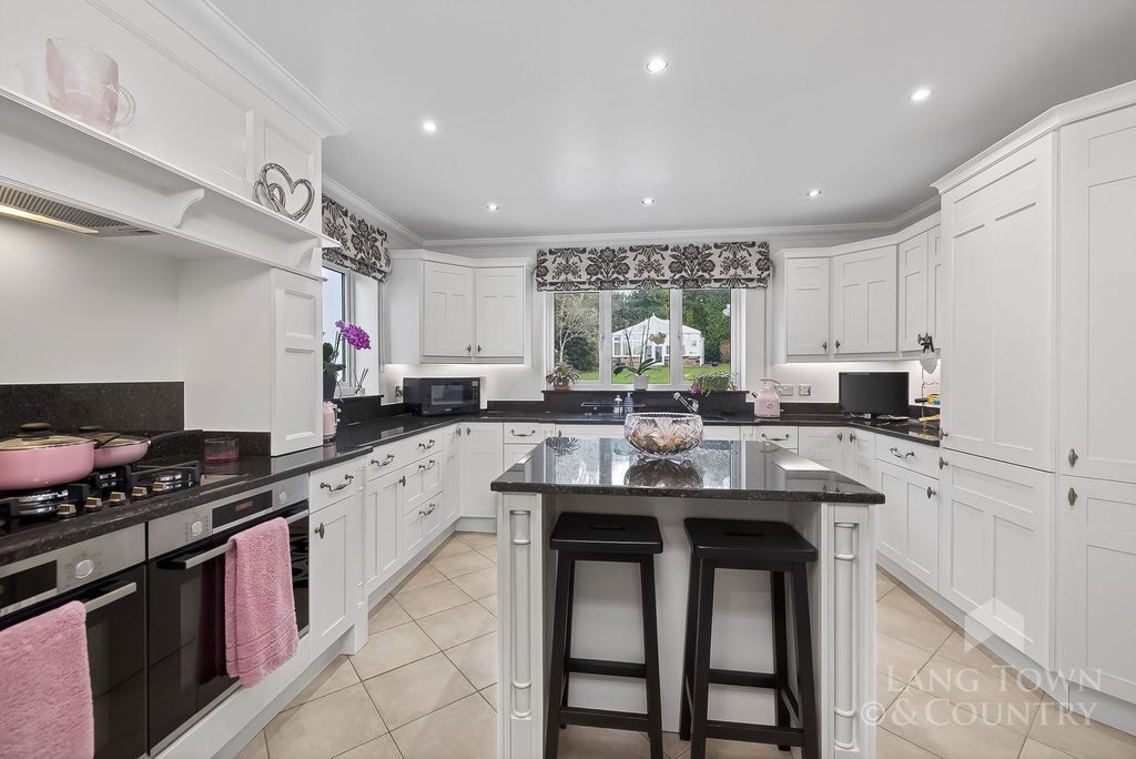 Additional image 9 of 6 bed detached house for saleGlade Close, Derriford, Plymouth PL6