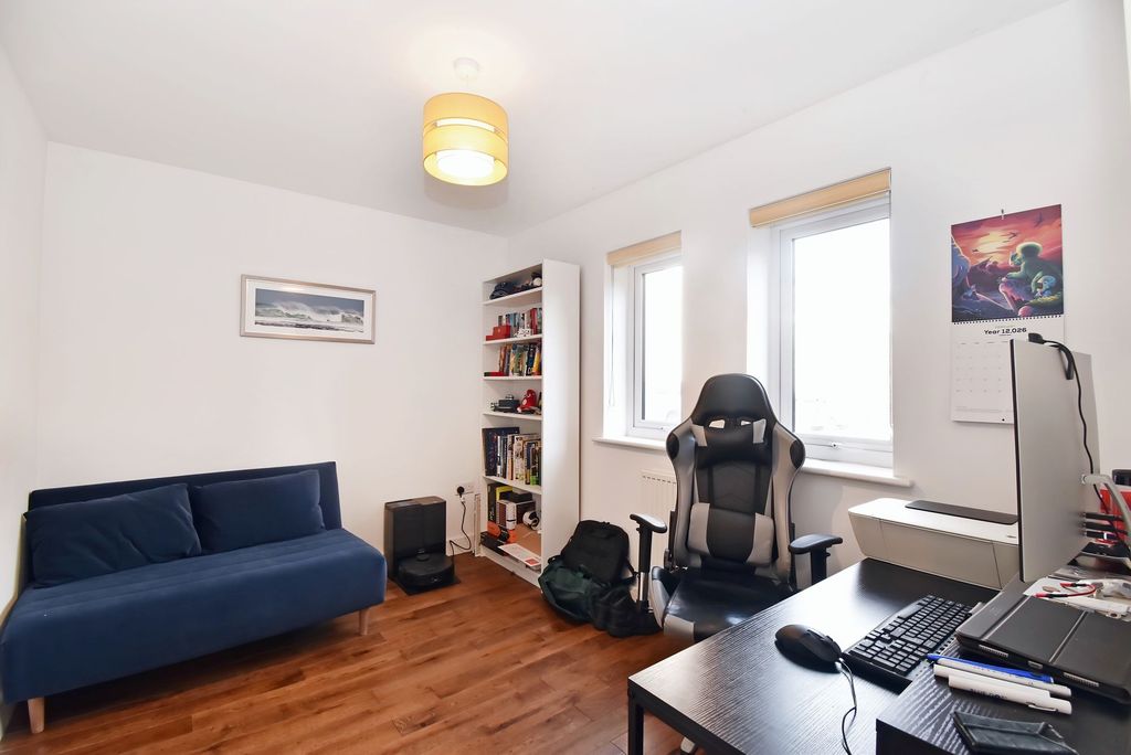 Additional image 8 of 2 bed flat for saleCopper Dome Mews, The Bramante Copper Dome Mews NP19