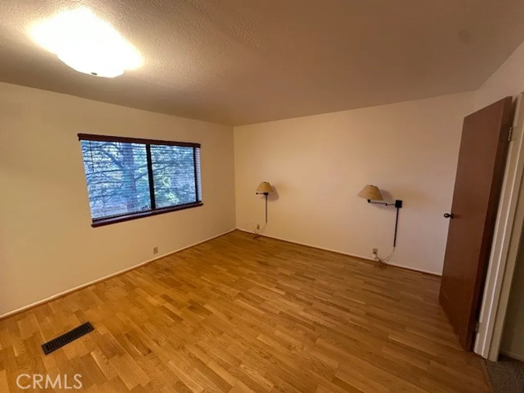Additional image 11 of 5339 Desert View Court, Wrightwood, CA 92397