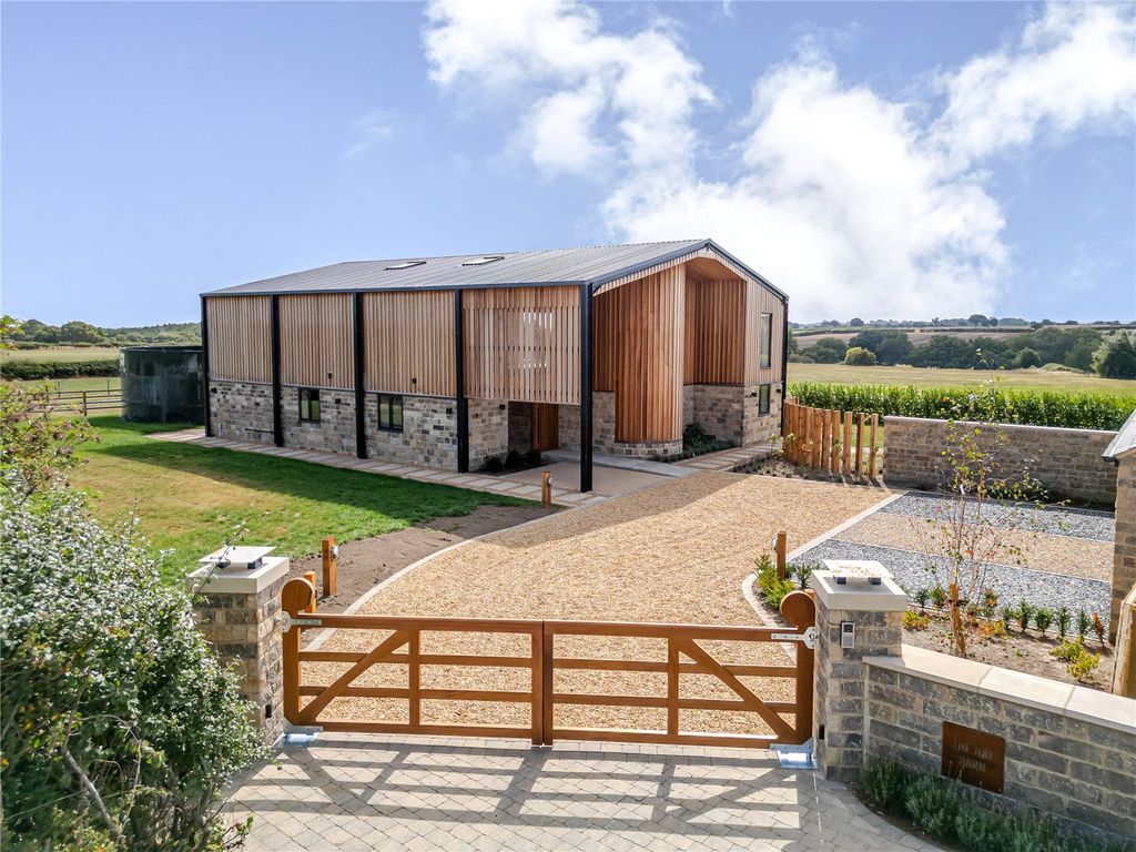 Additional image 31 of 6 bed barn conversion for saleThe Hay Barn, Haggs Road, Follifoot, Harrogate HG3