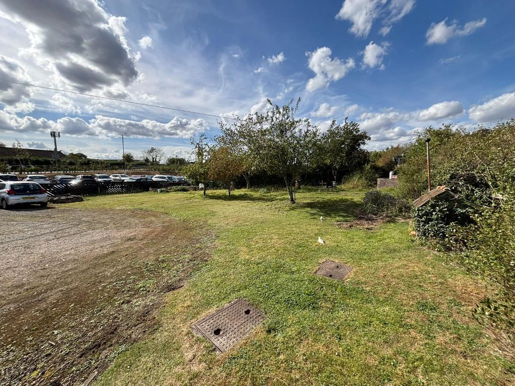 Land for saleStation Road, Thirsk YO7 photo 3