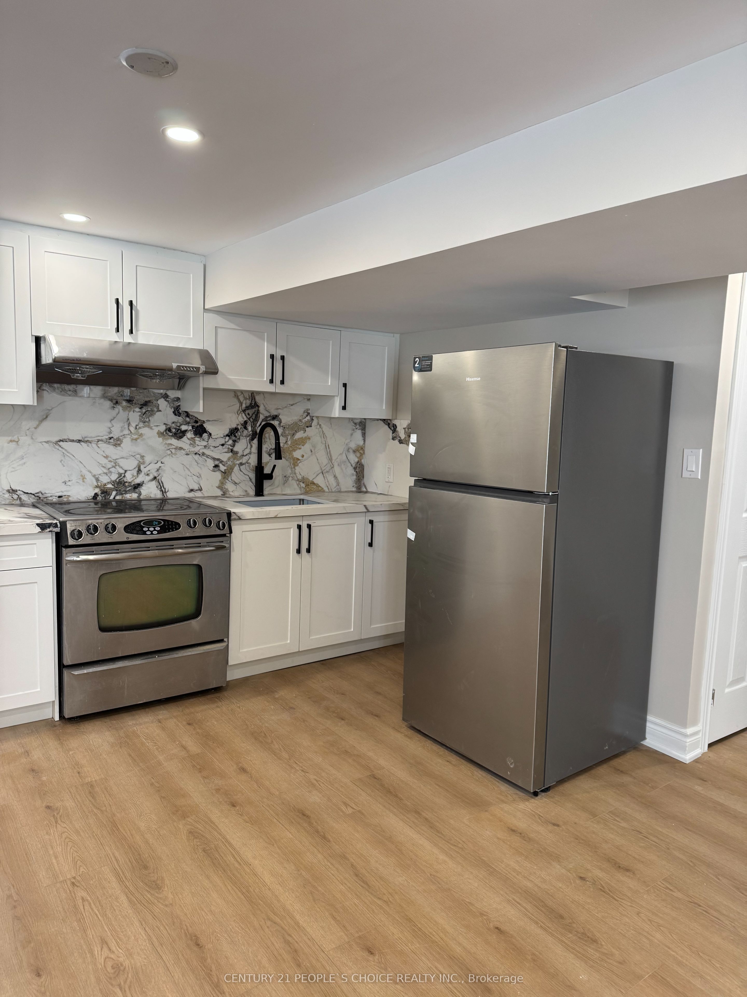Bsmt-2456 Brasilia Circle, Mississauga, ON, L5N 2G1