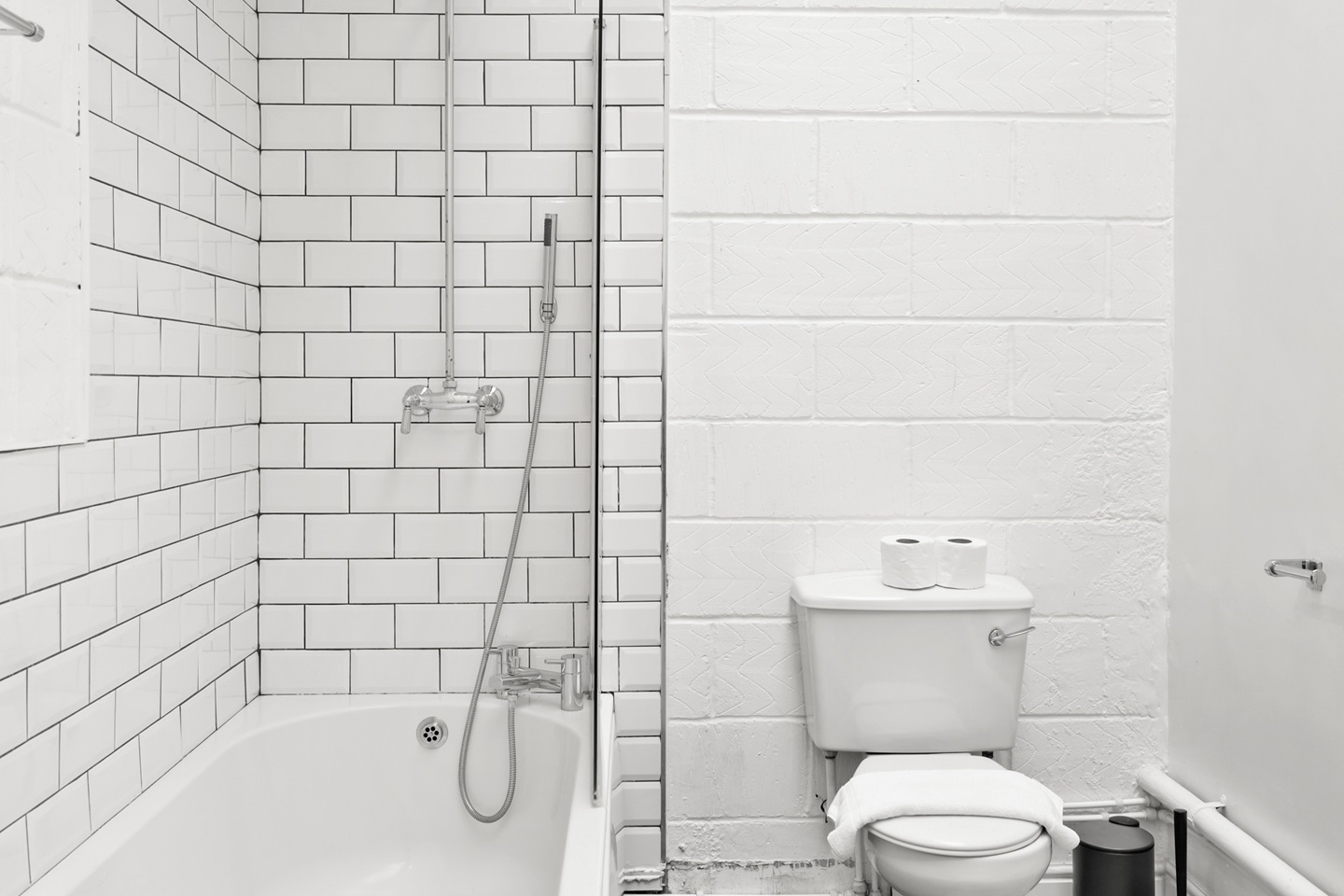 Additional image 3 of 3 Bed Flat, Bevenden Street, N1, N1 7GU