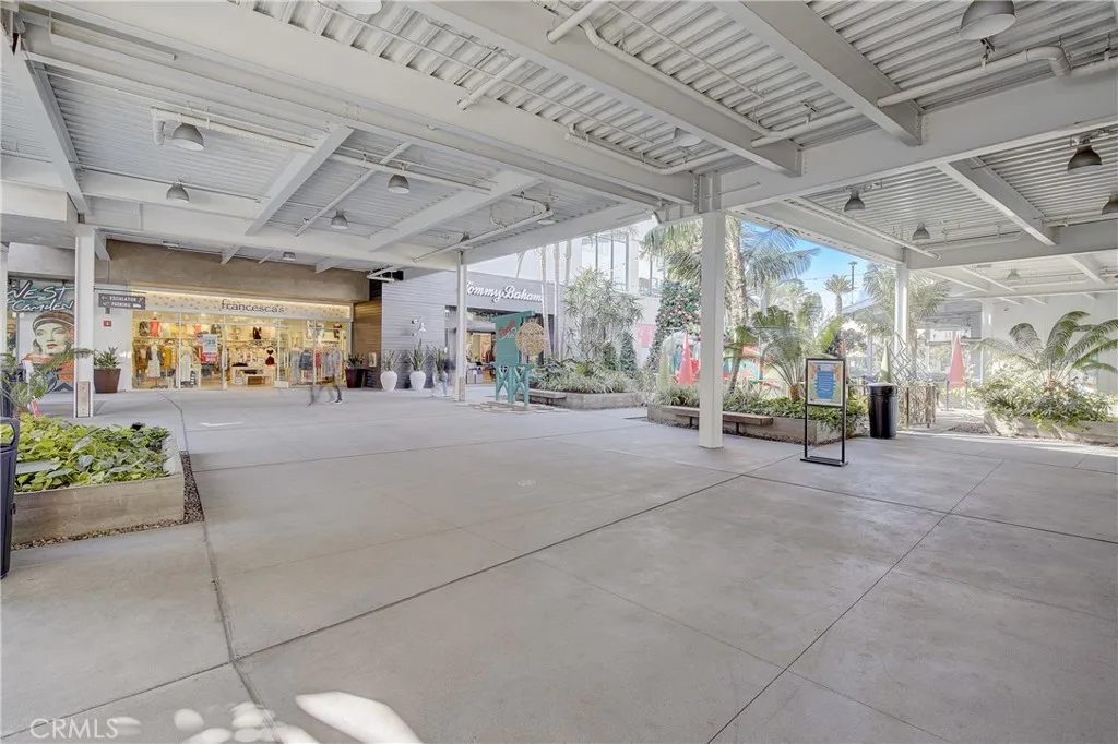 Additional image 25 of 16562 Regina Cir Unit 4, Huntington Beach, CA 92649