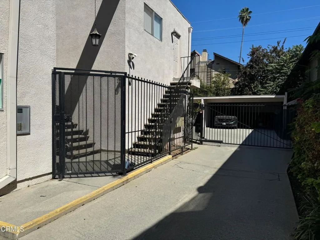 48 S Oak Avenue Unit 3, Pasadena, CA