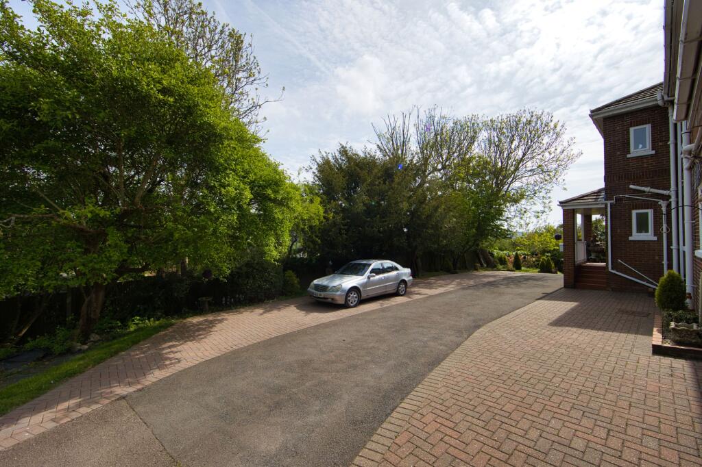 Additional image 39 of Common Lane, River, CT17