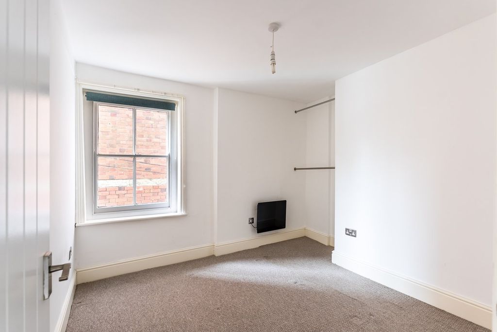 Additional image 8 of 1 bed flat for saleHigh Street, Llandrindod Wells LD1