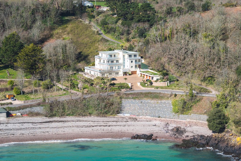 Additional image 5 of 3 bed flat for saleLa Route De La Cote, St. Martin, Jersey JE3
