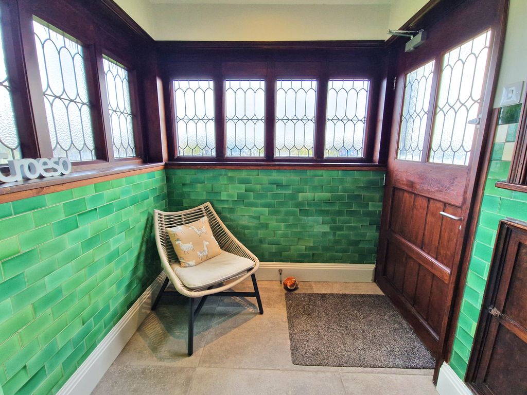 Additional image 6 of 3 bed flat for saleThe Rest, Rest Bay, Porthcawl CF36