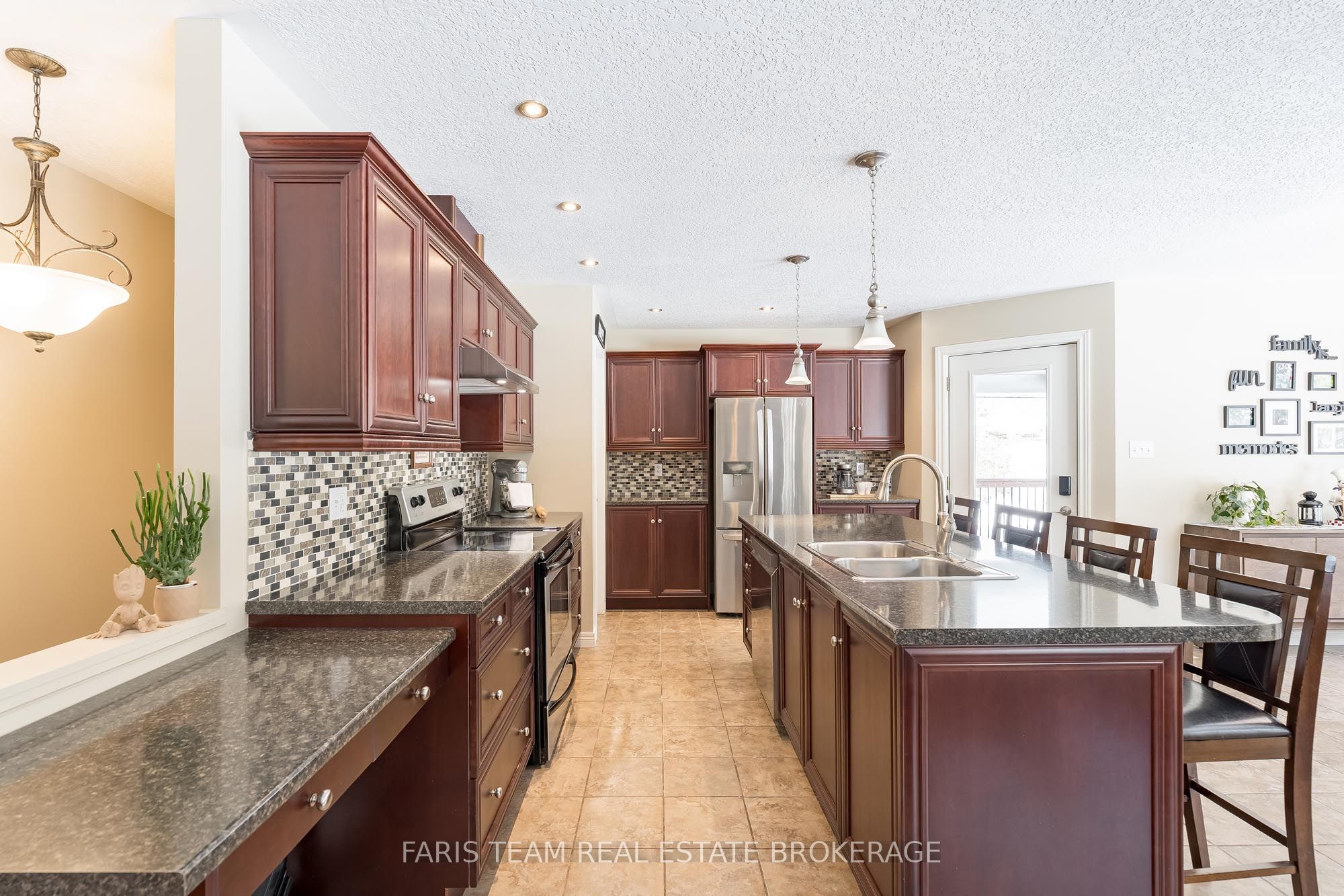 Additional image 6 of 1973 Vespra Valley Road, Springwater, ON, L0L 1Y2