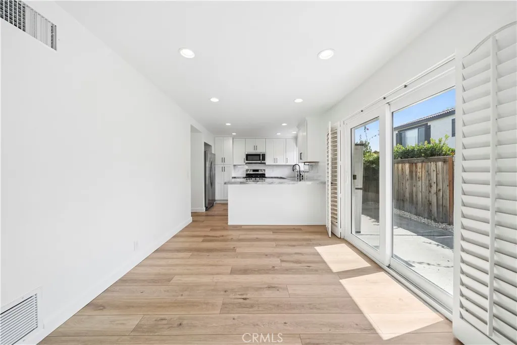 Additional image 10 of 2524 Elden Avenue Unit 1A, Costa Mesa, CA 92627