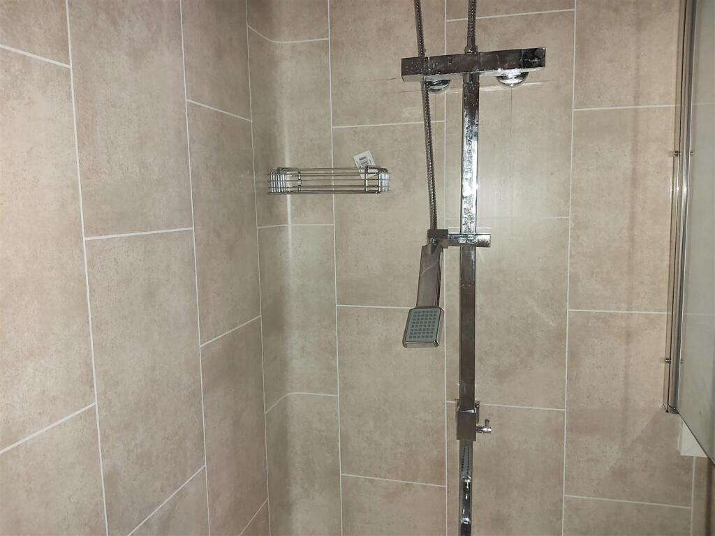 Additional image 7 of Tiverton Road