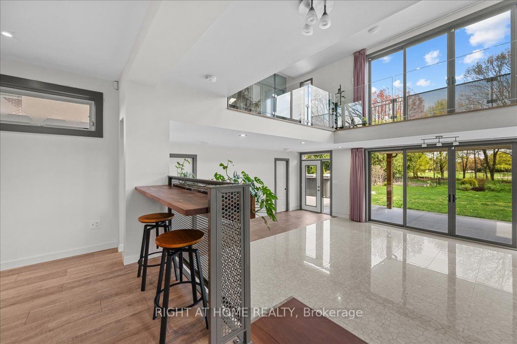 Additional image 6 of 704 Cedar Avenue, Burlington, ON, L7T 2R7