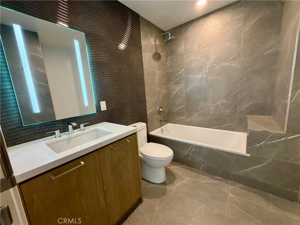 Additional image 56 of 400 S Broadway Unit 1703, Los Angeles, CA 90013