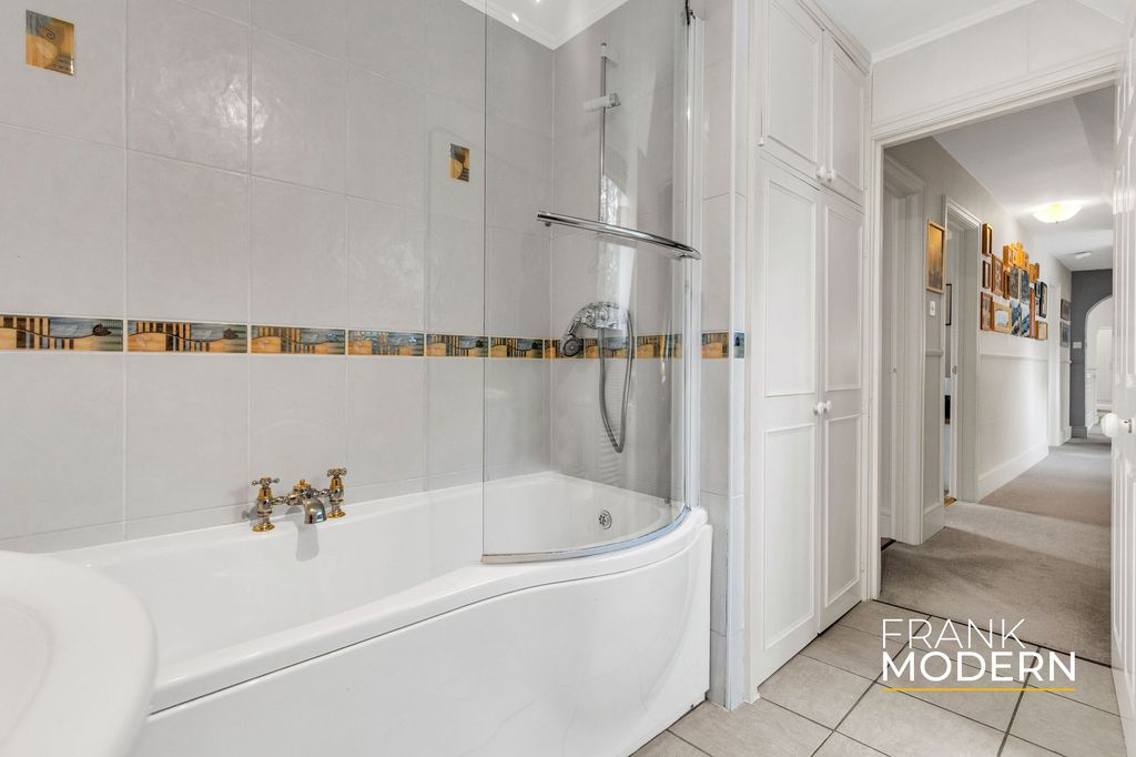 Additional image 39 of 5 bed semi-detached house for saleAbbey Place, Thorney PE6