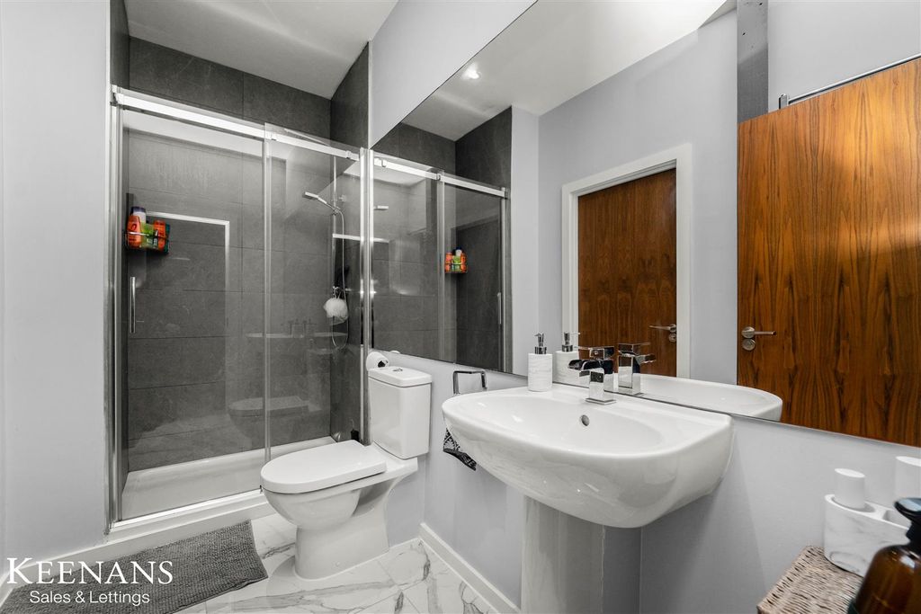 Additional image 27 of 2 bed flat for saleHolcombe Road, Rossendale BB4