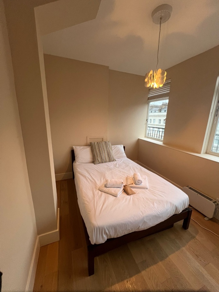 Additional image 16 of 3 Bed Flat, Derwent House, SW7, N1 7GU