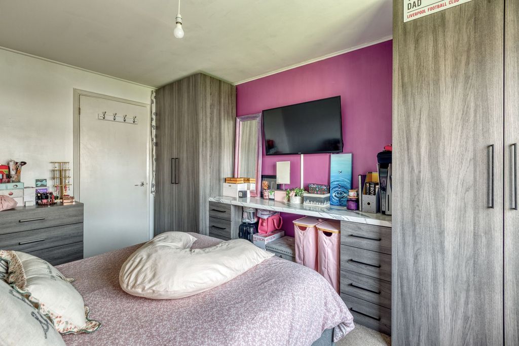 Additional image 11 of 2 bed flat for sale104 Marett Court, St Helier JE2