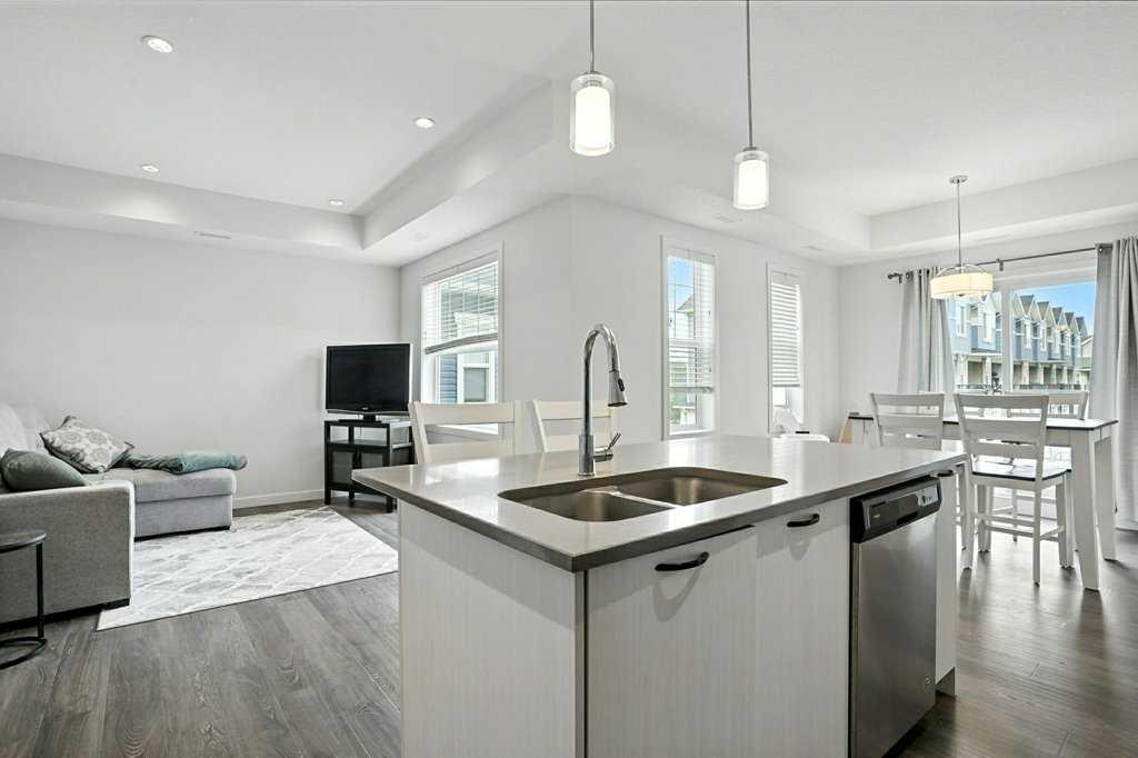 Additional image 6 of 123-115 Sagewood Drive SW, Airdrie, AB, T4B 4V5